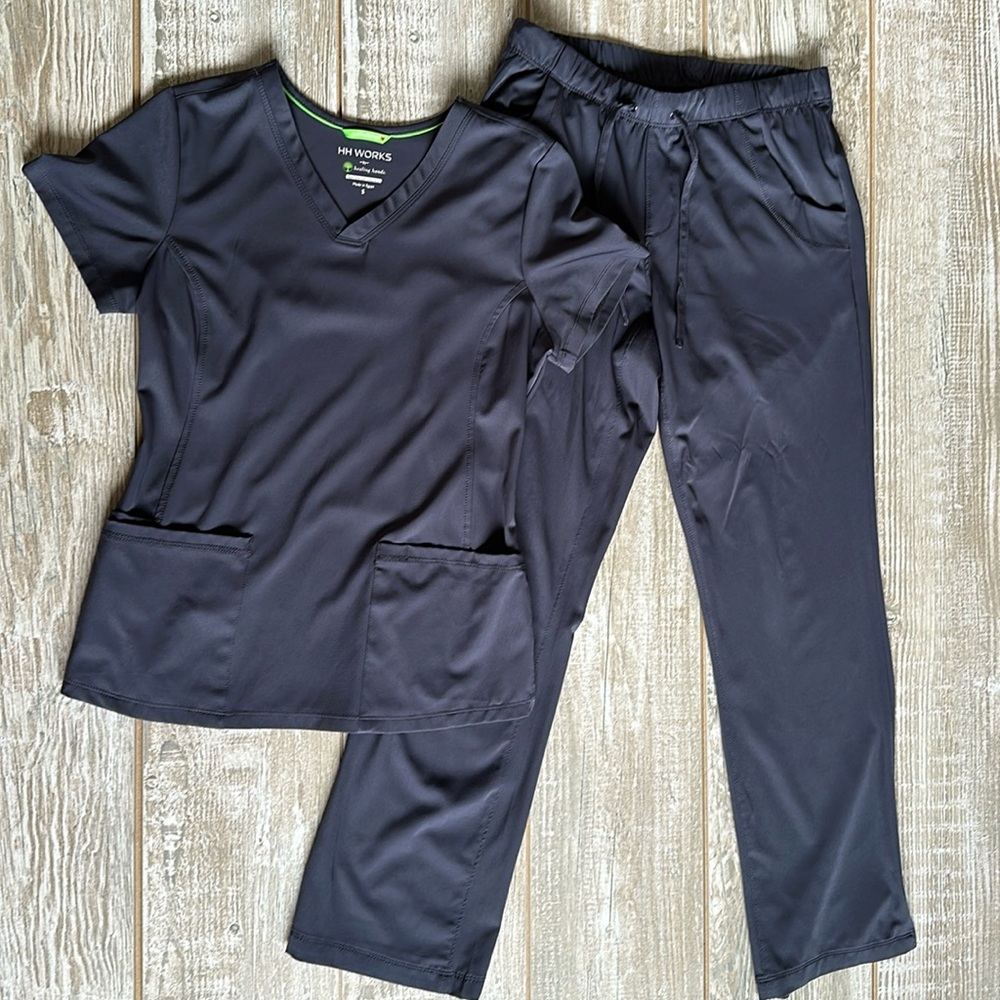 Healing hands scrub set